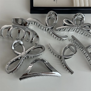 Lot de 6 pinces à cheveux argentées élégantes avec finition miroir polie et nœuds