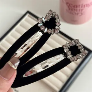 Vintage Black Velvet Snap Hair Clips For Women Elegant Rhinestone Heart Square Hair Clips Korean Style Retro Hair Accessories
