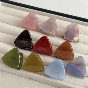 Lot de 10 mini pinces à cheveux triangle en acétate, couleurs variées avec lettrage doré