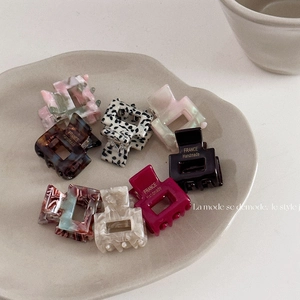 Mini Square Acetate Hair Claw Clips Elegant Marble Tortoiseshell Pattern Bangs Side Hair Grip For Women Hair Accessories