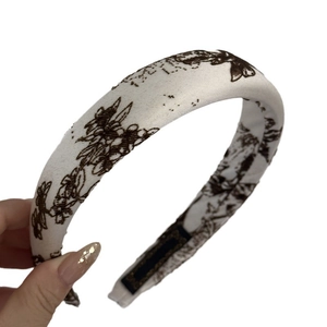 Padded satin velvet headband with vintage floral print and elegant thick sponge design