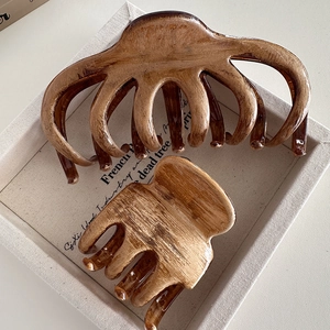 Set de pinces à cheveux aspect bois marron en résine pour coiffures élégantes