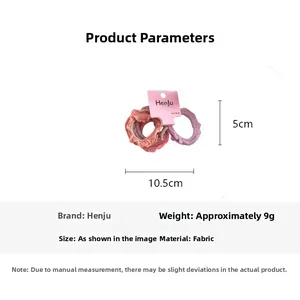 Detail showing set of 4 fabric hair scrunchies with dimensions and weight info