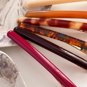 Pinces à cheveux en acétate chic aux motifs écaille de tortue et couleurs variées