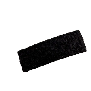 Fermaglio rettangolare nero in lana di agnello con texture felpata per capelli donna