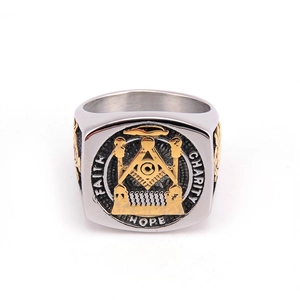 Bague maçonnique carrée en acier bicolore avec gravure Faith Hope Charity