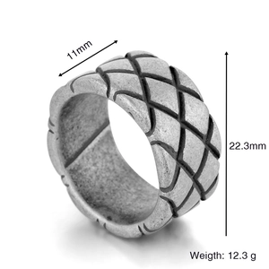 Retro rhombic pattern stainless steel band ring for men with vintage silver finish 11mm