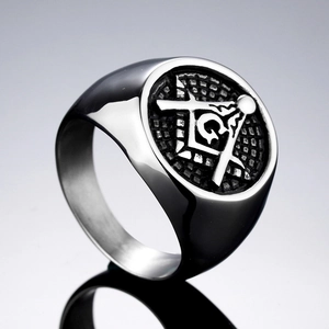 Polierter Freimaurer Ring aus Titanstahl für Herren mit Winkelmaß, Zirkel und G-Symbol