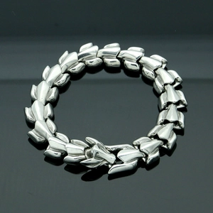 Men Dragon Head Titanium Steel Bracelet Hip Hop Punk Dragon Scale Bone Chain Domineering Electroplated Jewelry Gift