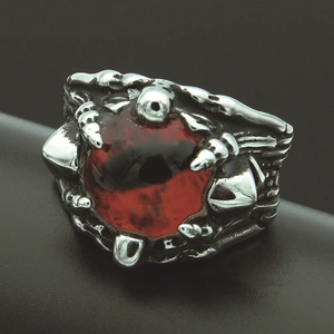 Anello punk vintage da uomo in acciaio inossidabile con grande pietra rossa incastonata