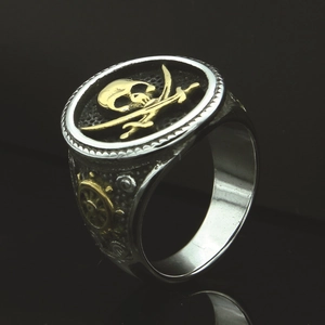 Men's retro pirate skull and crossed cutlass ring in silver and gold stainless steel