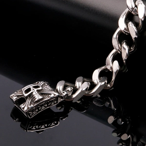 Mens punk skull stainless steel Cuban chain bracelet with vintage gothic design