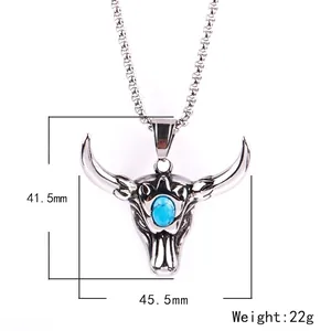 Collier pendentif tête de taureau en acier inoxydable vintage avec pierre turquoise