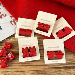 Mini Pinces à Cheveux Rouges Nouvel An Brillantes Forme Cœur Fleur Lapin en Plastique pour Femmes Filles Cadeaux Festival