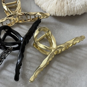 Grandes pinces à cheveux de 14cm en métal croisé, coloris or, champagne et noir