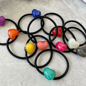 French Style Heart Shaped Hair Tie Minimalist Resin Heart Charm Elastic Hair Rope Sweet Ponytail Holder Hair Accessories For Women