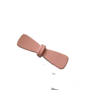 Pince à cheveux rose mat avec nœud papillon pour femmes au style princesse élégant