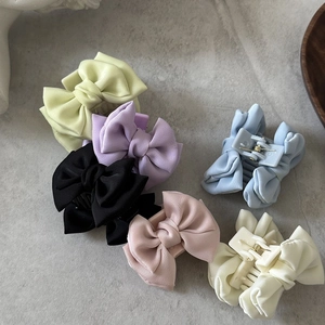 Lot de pinces à cheveux à nœuds en satin aux couleurs pastel vert, violet, noir, bleu et rose