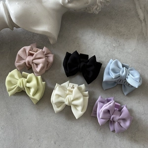 Lot de 6 pinces à cheveux à nœuds en satin aux couleurs douces pour coiffures élégantes