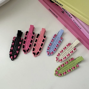 Pinzas para el cabello Y2K trenzadas en seis colores vibrantes para accesorios de mujer