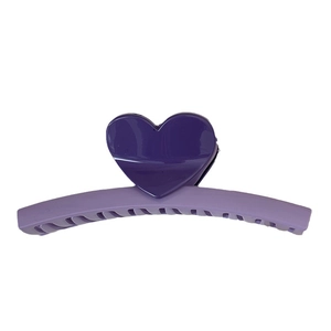 Contrast color heart-shaped hair claw clip in vibrant purple tones for women hair styling