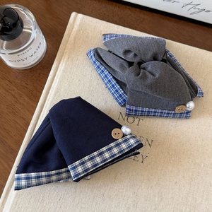 Lot de pinces à cheveux à nœuds en bleu marine et gris avec perles et boutons