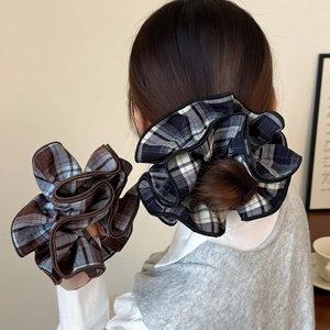 Große Stoff Scrunchies Kariert Für Damen Übergroße Plissierte Haargummi Karomuster Elegant Haarschmuck Pferdeschwanz Halter