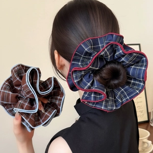 Large Plaid Fabric Scrunchies British Style Check Pattern Hair Tie Ruffled Oversized Hair Rope For Women Fashion Hair Accessories