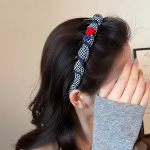 Serre-tête en tissu pied-de-poule avec boutons décoratifs rouges et bleus pour femme