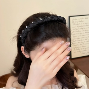 Elegant Satin Twisted Artificial Pearl Headband With Anti Slip Tooth Comb High-Skull Top Hair Hoop For Women Hair Accessories