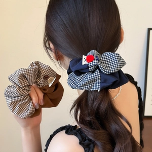 Chouchous Patchwork à Carreaux Avec Décor Bouton Rétro Style Preppy Élastiques en Tissu pour Femmes Accessoires