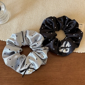 Lot de chouchous en satin à pois avec cœur en dentelle et pendentif perle