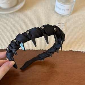 Serre-tête tressé noir élégant avec strass et picots antidérapants à l'intérieur