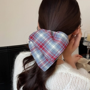 Chouchou à carreaux bleu et marron avec nœud rétro de style académique pour femme