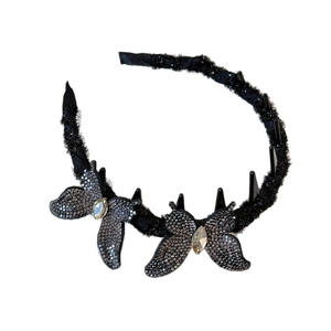 Serre-tête élégant en velours noir avec papillons 3D en strass scintillants et peigne intégré
