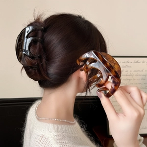 Pince Crabe en Résine Style Coréen Minimaliste Grande Imprimé Léopard Écaille de Tortue pour Femme Accessoire de Coiffure