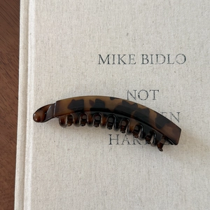 Elegant tortoise shell banana clip hair claw for high ponytail with anti-slip teeth design