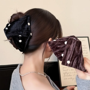 Velvet Polka Dot Hair Claw Clip Korean Style Triangle Shell Shape Handmade Fabric Hair Clamp For Women Daily Hair Accessory