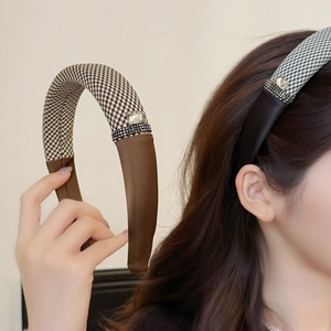 Retro Houndstooth Fabric Padded Headband With Square Rhinestone Elegant Checkered Hair Band For Women Hair Accessories