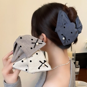 Women's French Retro Polka Dot Fabric Hair Claw Clip Bow Artificial Pearl Elegant Decorative Shark Clip For Daily Hair Styling