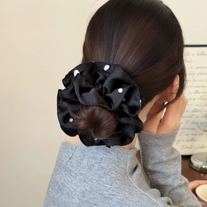 Elegante elastico per capelli in raso nero a pois con bordi a doppio strato per uno stile chic