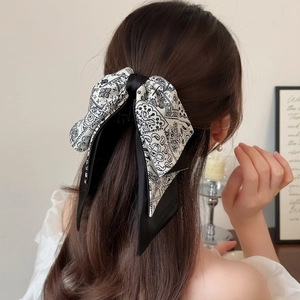 Elegant French black and white paisley bow hair claw clip for women's hairstyle