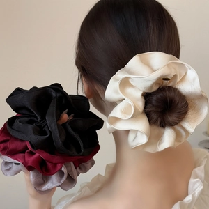 Elegant Satin Overlock Large Scrunchie For Women Korean Style High Elasticity Hair Tie With Metal Label Solid Color Hair Accessory