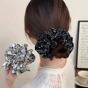 Vintage Paisley Print Fabric Scrunchies For Women High Elasticity Pleated Hair Ties Black White Hair Accessories Daily