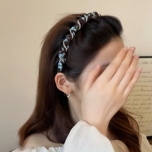 Serre-tête large à fleurs avec chaîne de perles accessoire de cheveux élégant et antidérapant