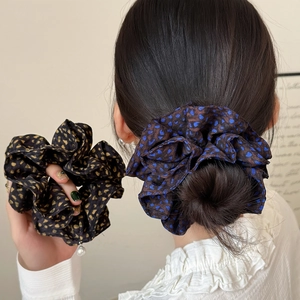 French Vintage Pleated Polka Dot Large Scrunchie Artificial Pearl Pendant Elastic Fabric Ponytail Holder Fashion Hair Accessories Women