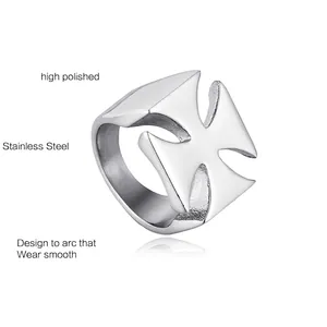 Polierter Edelstahlring mit Malteserkreuz für Herren mit Hochglanzoberfläche 20mm