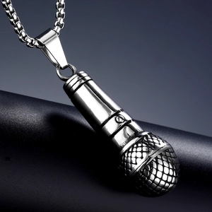 Collar con colgante de micrófono hip hop para hombre en acero inoxidable pulido