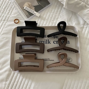 Matte Large Hair Claw Clip For Women Rectangle Cross Design Plastic Shark Clip Korean Minimalist Elegant Hair Accessories