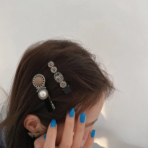 Retro-Haarspangen-Set mit Perlen, Strasssteinen und Schleifen für Damen